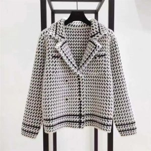 Valencia Ladies Cashmere Jacket - Image 4