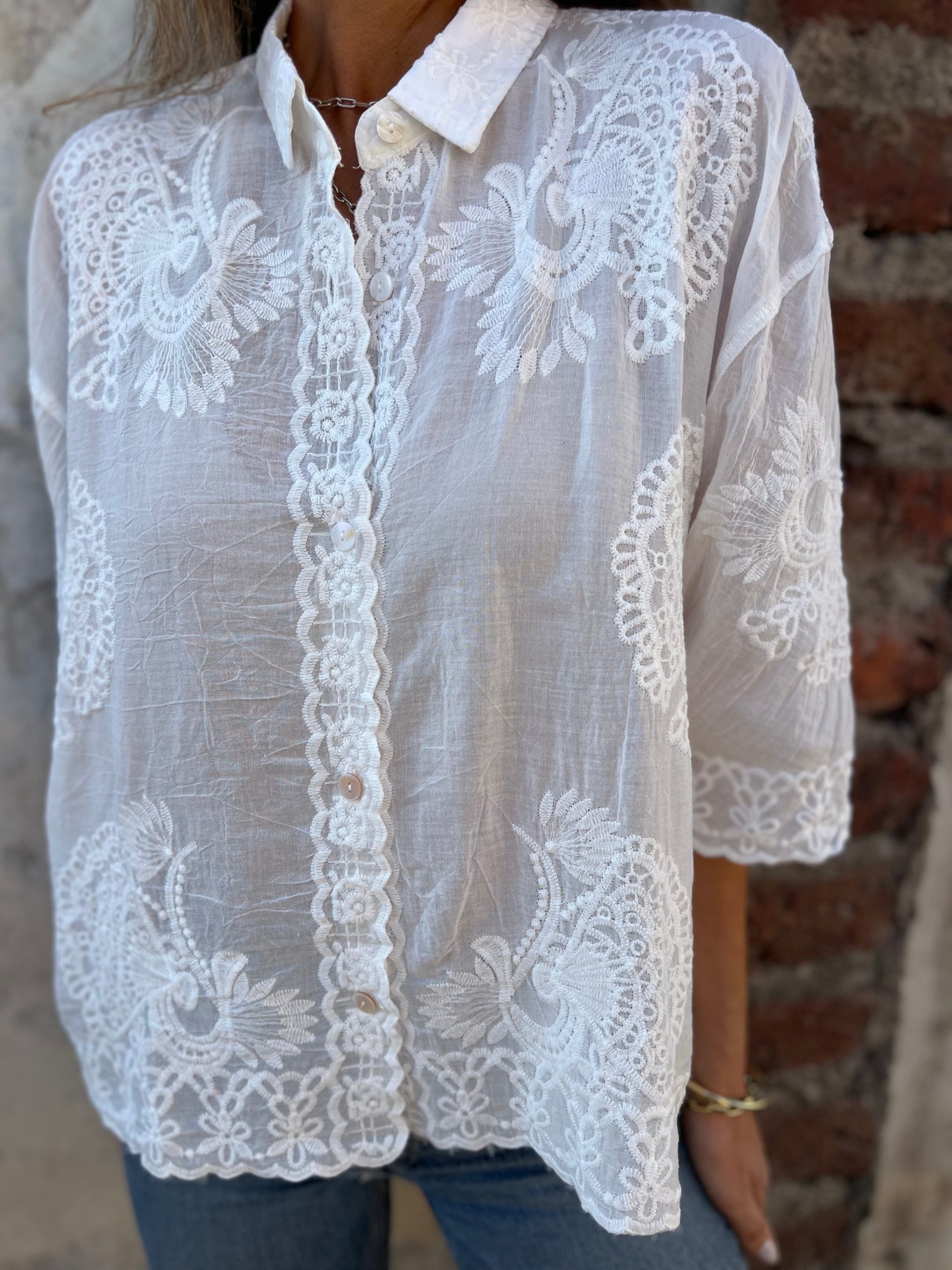 Marivelle | Elegant Lace Button Blouse - Image 3