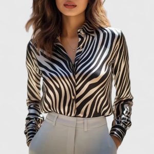 Seraphina | Sophisticated Animal Print Collared Blouse - Image 7
