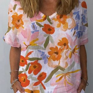 Lina | Relaxed Fit Retro Floral Women's Top - Image 2