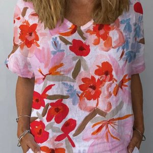 Lina | Relaxed Fit Retro Floral Women's Top - Image 3