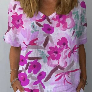 Lina | Relaxed Fit Retro Floral Women's Top - Image 4