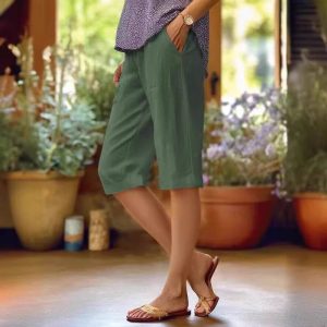 Relaxed Linen Capri Pants with Side Pockets - Image 4