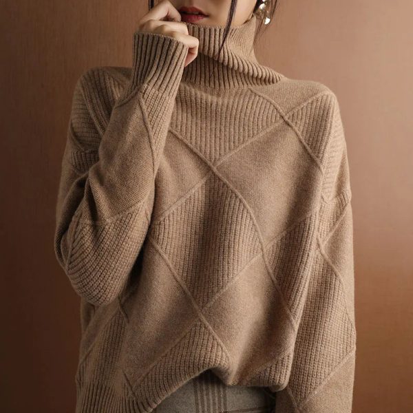 Isla Ribbed Turtleneck
