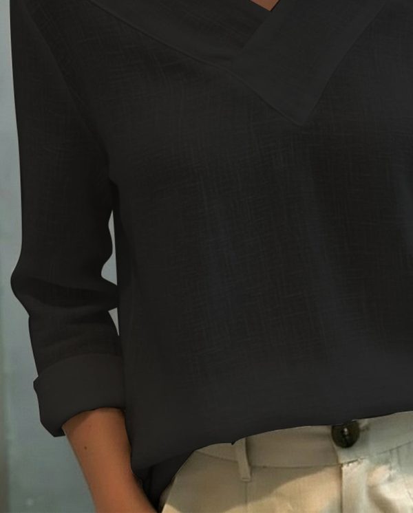 Avielle | Asymmetric Elegance Blouse