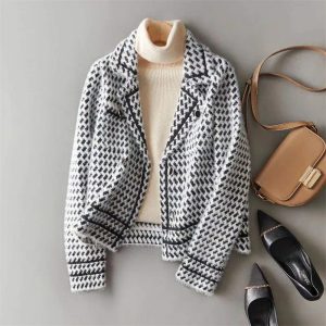 Valencia Ladies Cashmere Jacket